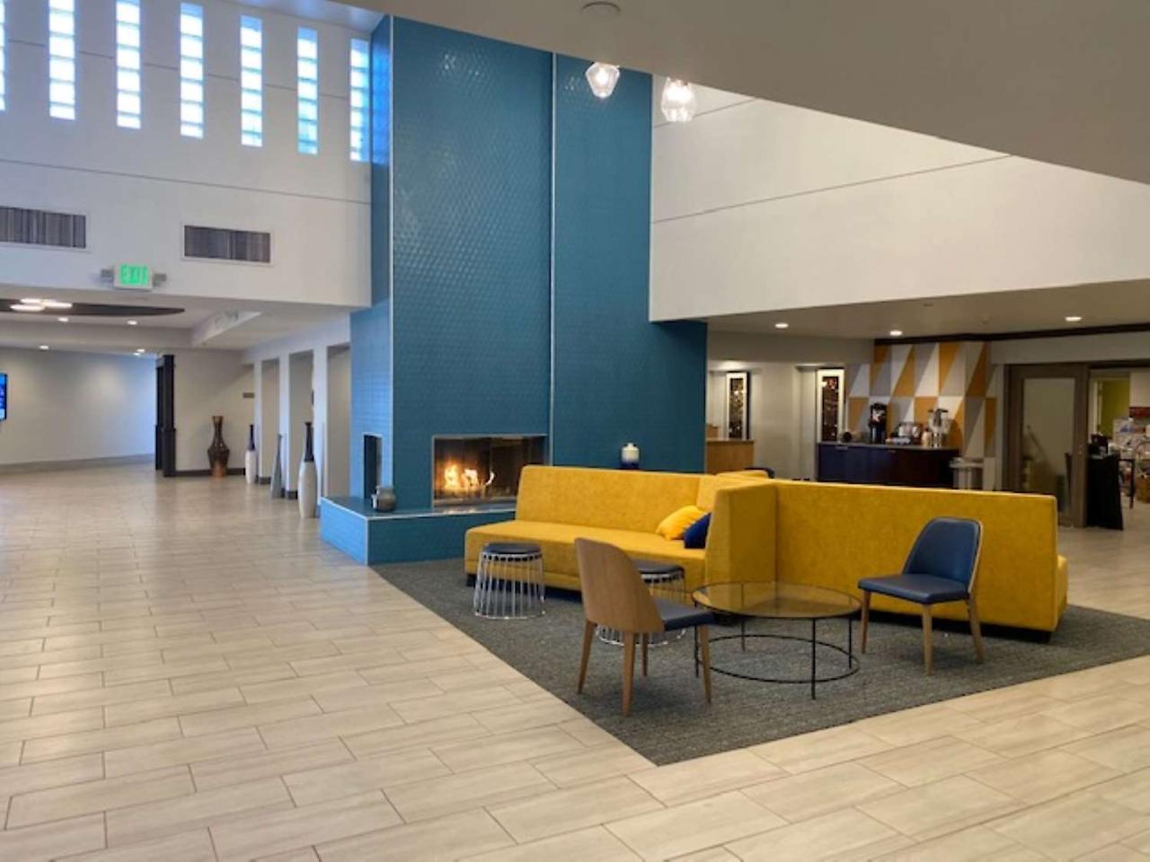 Best Western Premier Denver East Εξωτερικό φωτογραφία
